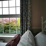 Bed & Breakfast Balally House 3*