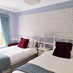 Balally House 3*