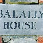 Bed & Breakfast Balally House 3*
