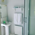 Bed & Breakfast Balally House Shannon