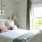 Balally House Bed & Breakfast Shannon