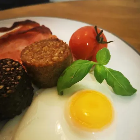 Frühstückspension Balally House 3*