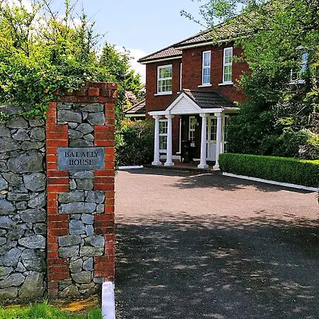 Balally House 3*