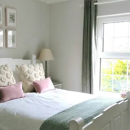 Balally House Bed & Breakfast Shannon