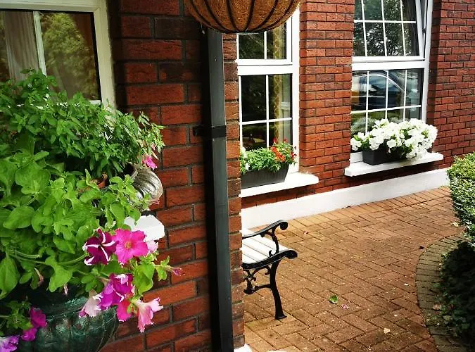 Bed and Breakfast Balally House