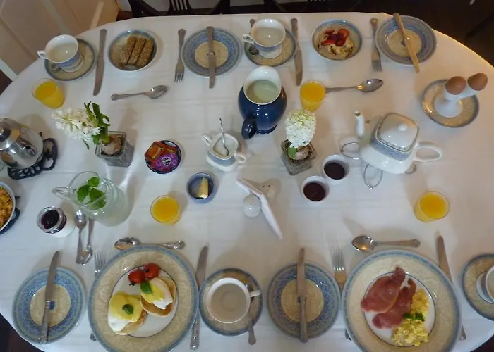 Bed and Breakfast Balally House